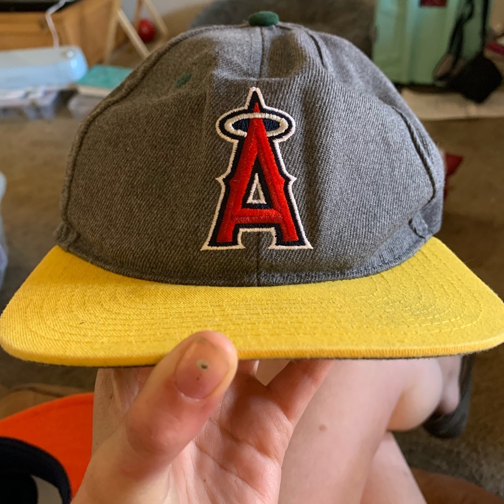 Angels hat gear